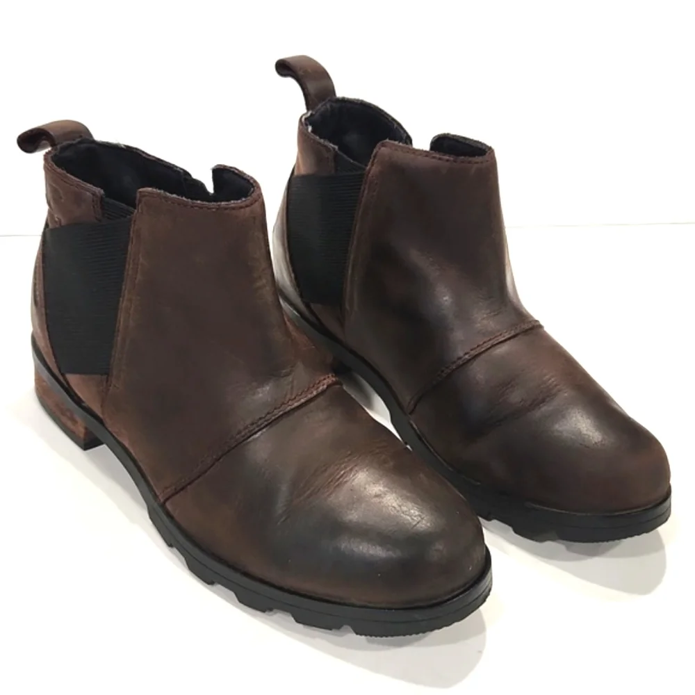 Sorel Emelie Chelsea Leather Waterproof Boot Cattail Brown Size 5.5
